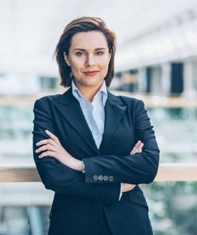 demo-attachment-886-Team-Member-1